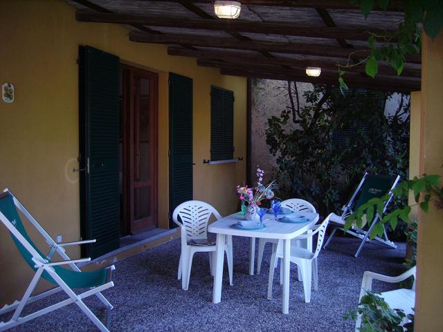 Vacanza Isola d'Elba: Residence Pozzo al Moro Girasole